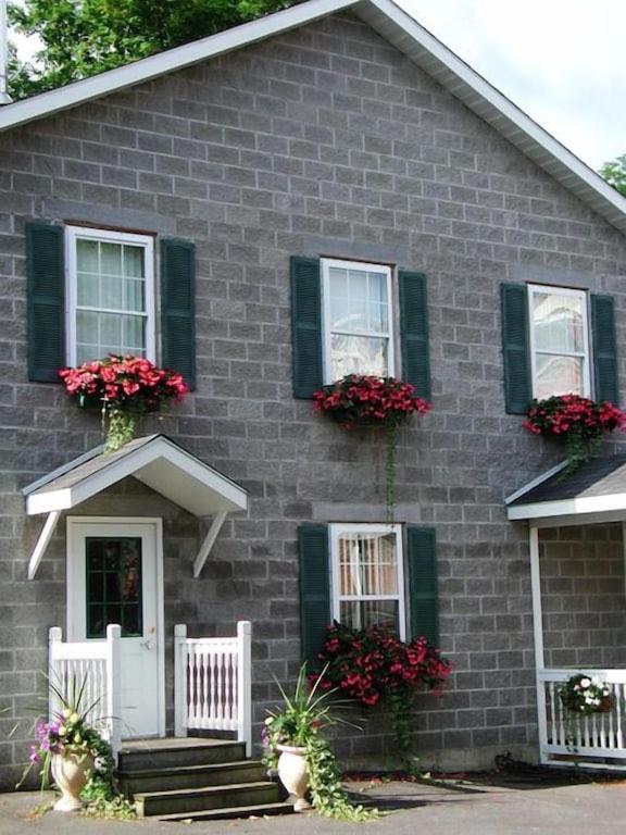 The Hotel Pratt Cooperstown Exterior photo